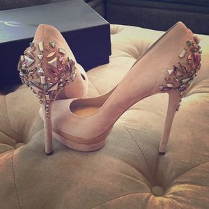 🔥Brian Atwood high heel pumps size 9